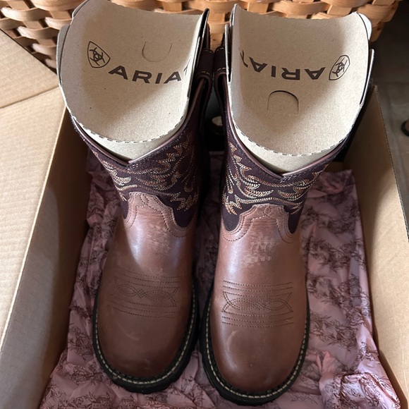 Women’s Fatbaby boots by ARIAT - Picture 7 of 8